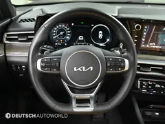 2022 Kia K5 1.6 Turbo — фото 17