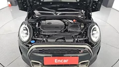 2023 Mini Cooper 5Door Resolute Edition — фото 6