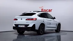 2023 BMW X4 xDrive20i M Sport, белый — фото 2