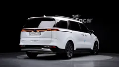 2023 Kia Carnival Diesel 7-Seater Noblesse — фото 2