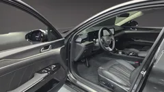 2024 Kia K5 Signature, серый — фото 10