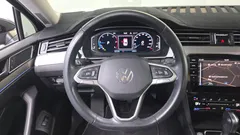2022 Volkswagen Passat 2.0 TDI Prestige — фото 18