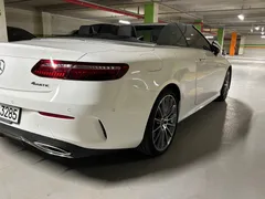 2022 Mercedes-Benz E-Class E450 4MATIC Cabriolet — фото 17