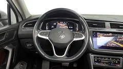 2023 Volkswagen Tiguan 2.0 TSI Prestige — фото 17