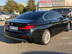 2023 BMW 5-Series 530i Luxury — фото 7