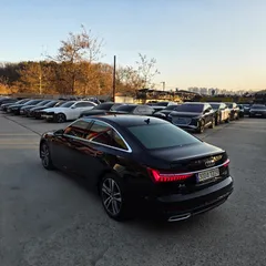 2022 Audi A6 45 TFSI Quattro Premium — фото 3