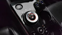 2022 Kia Sportage Signature 2WD, белый — фото 9