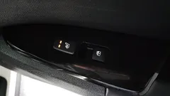 2022 Kia Sportage Signature 2WD, белый — фото 18