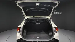 2022 Kia Sportage Signature 2WD, белый — фото 20
