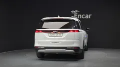 2023 Kia Carnival Diesel 9-Seater Prestige — фото 4