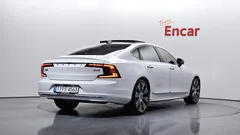 2023 Volvo S90 B6 AWD Ultimate Bright, белый — фото 2