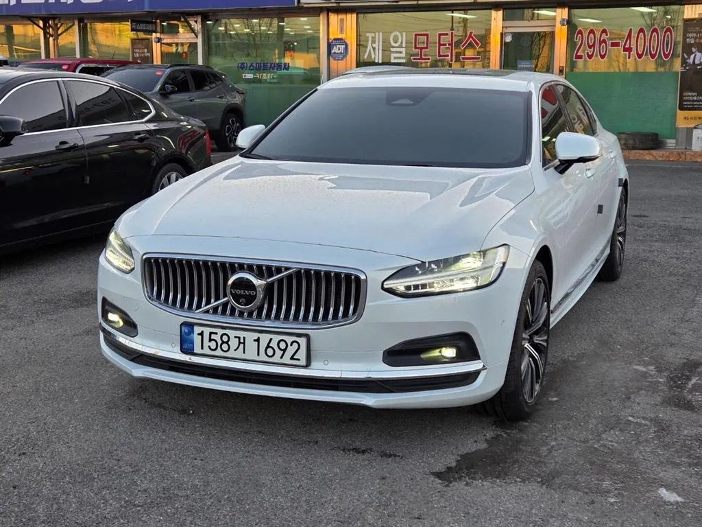 2024 Volvo S90 B5 Ultimate Bright