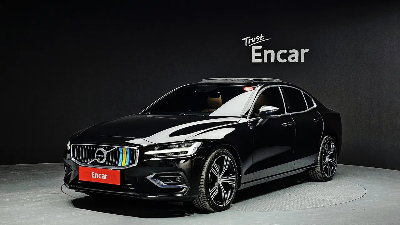 2022 Volvo S60 B5 Inscription