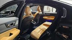 2022 Volvo S60 B5 Inscription, чёрный — фото 11