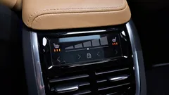 2022 Volvo S60 B5 Inscription, чёрный — фото 18