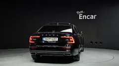 2022 Volvo S60 B5 Inscription — фото 4