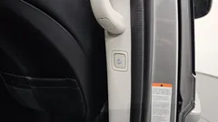 2022 Hyundai Staria 4WD Wheel Chair Lift/Slope — фото 18