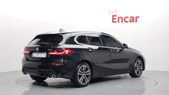 2022 BMW 1-Series 120i Advantage — фото 2