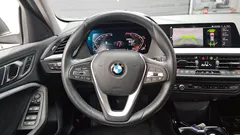 2022 BMW 1-Series 120i Advantage — фото 13