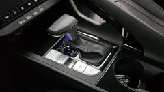 2024 Hyundai AVANTE Smart, красный — фото 9