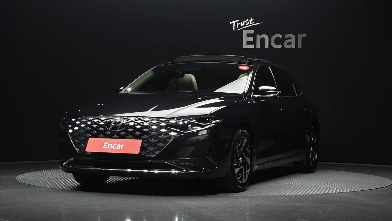 2022 Hyundai Grandeur Le Blanc