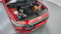 2024 Hyundai AVANTE Smart, красный — фото 6