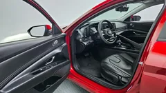 2024 Hyundai AVANTE Smart, красный — фото 11