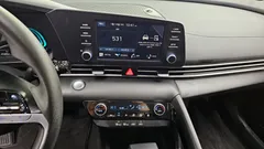 2024 Hyundai AVANTE Smart, красный — фото 14