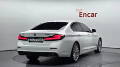 2023 BMW 5-Series 530i xDrive Luxury — фото 2