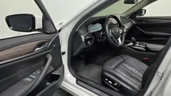 2023 BMW 5-Series 530i xDrive Luxury — фото 11
