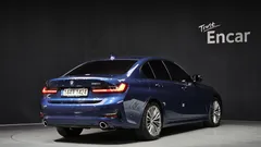 2022 BMW 3-Series 320i Luxury — фото 2