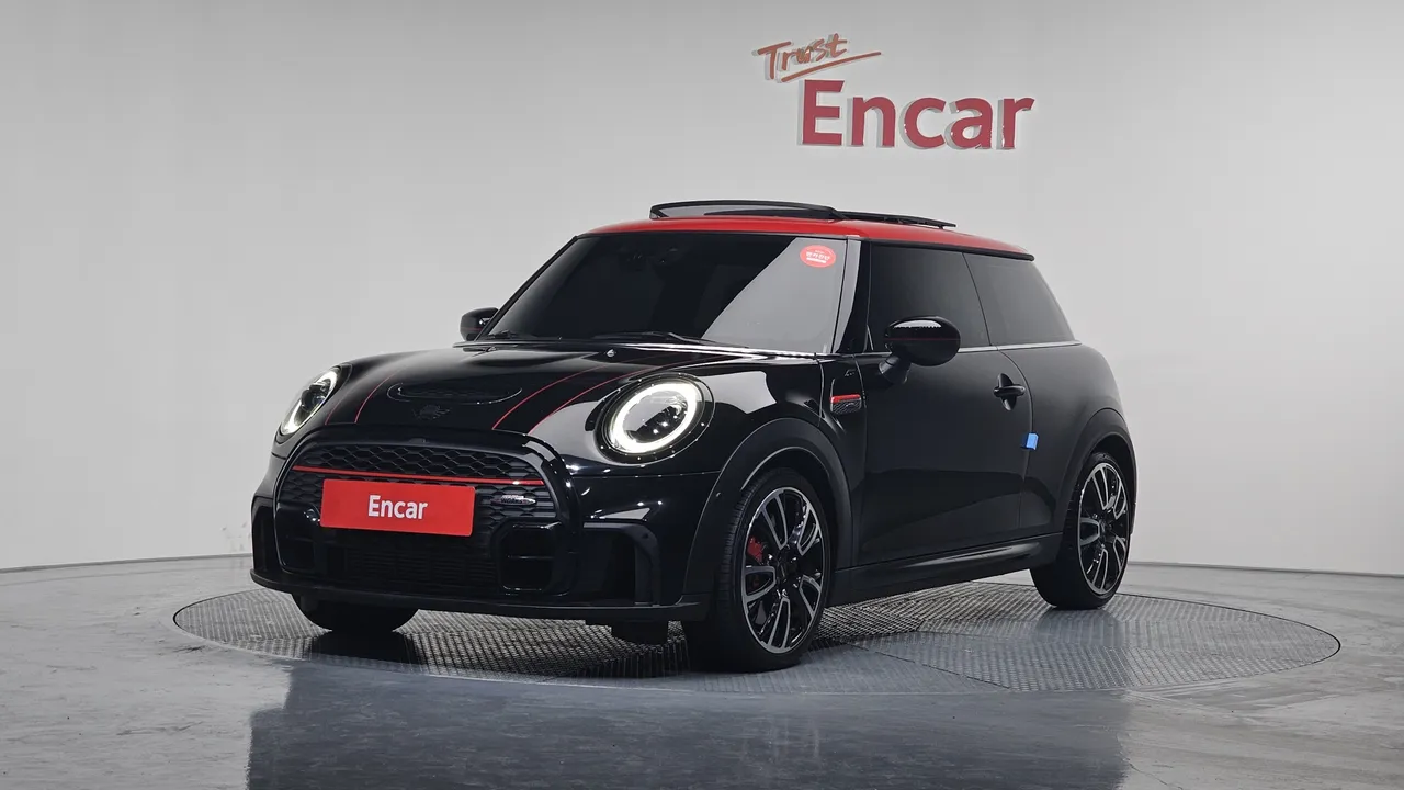 2023 Mini Cooper JCW