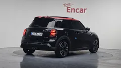 2023 Mini Cooper JCW — фото 2