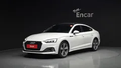 2021 Audi A5 40 TFSI Quattro Sportback, белый — фото 1
