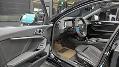 2022 BMW 1-Series 120i Sports — фото 15