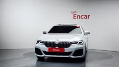 2022 BMW 5-Series 530i M Sport Package — фото 3