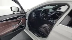 2022 BMW 5-Series 530i M Sport Package — фото 10