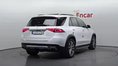 2022 Mercedes-Benz GLE-Class GLE300d 4MATIC — фото 2