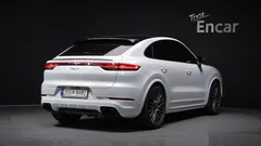 2022 Porsche Cayenne 3.0 Coupe — фото 2