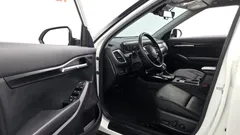 2023 Kia Seltos Gasoline 1.6 Turbo 2WD, белый — фото 15