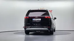 2023 Kia Carnival Diesel 9-Seater Prestige — фото 4