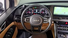 2023 Kia Carnival Diesel 9-Seater Prestige — фото 13