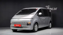 2023 Hyundai Staria L3.5 Cargo 5-Seater, серебристый — фото 1
