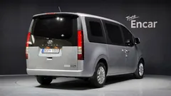 2023 Hyundai Staria L3.5 Cargo 5-Seater, серебристый — фото 2