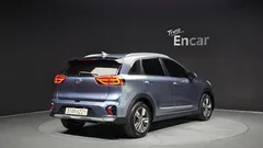 2021 Kia Niro 1.6 HEV, синий — фото 2