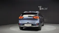 2021 Kia Niro 1.6 HEV, синий — фото 4