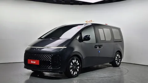2022 Hyundai Staria 4WD Lounge 9-Seater