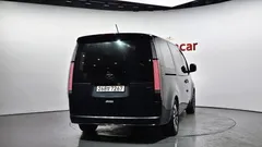 2022 Hyundai Staria 4WD Lounge 9-Seater — фото 4