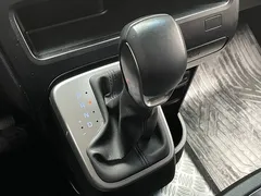 2023 Hyundai Staria Cargo 5-Seater — фото 9