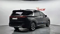 2023 Kia Carnival Diesel 7-Seater Signature — фото 2